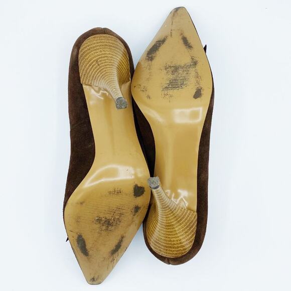 Carlos Santana Plush Brown Heeled Pumps Bow on Pointed Toe Size 10M - Picture 3 of 8